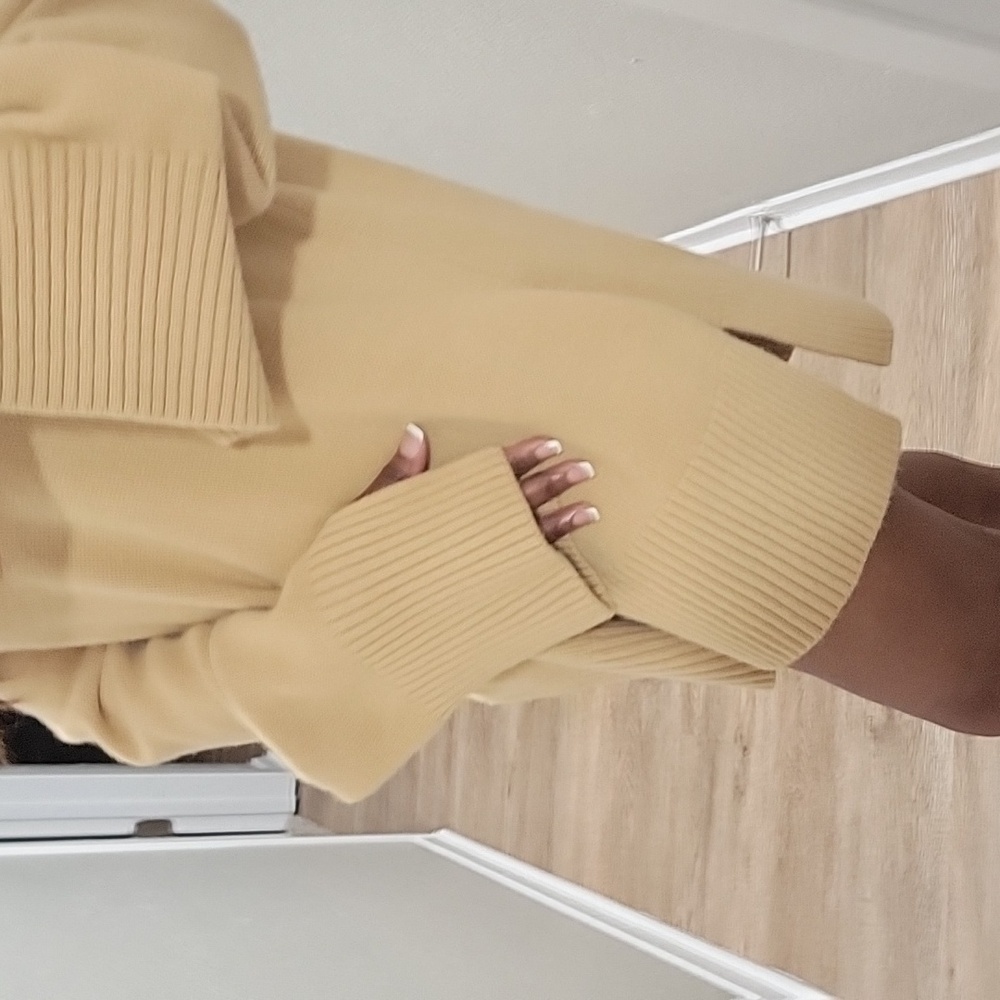 Cozy Tan Wool Blend  V-Neck Oversized Sweater - Picture 8 of 14